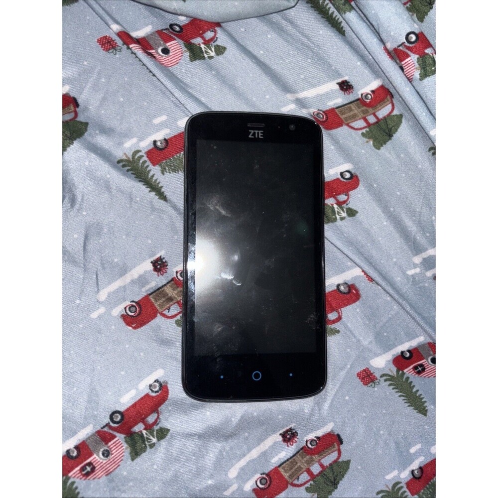 ZTE Majesty Pro Z798BL Smartphone (TracFone) - 8 GB Black FOR PARTS